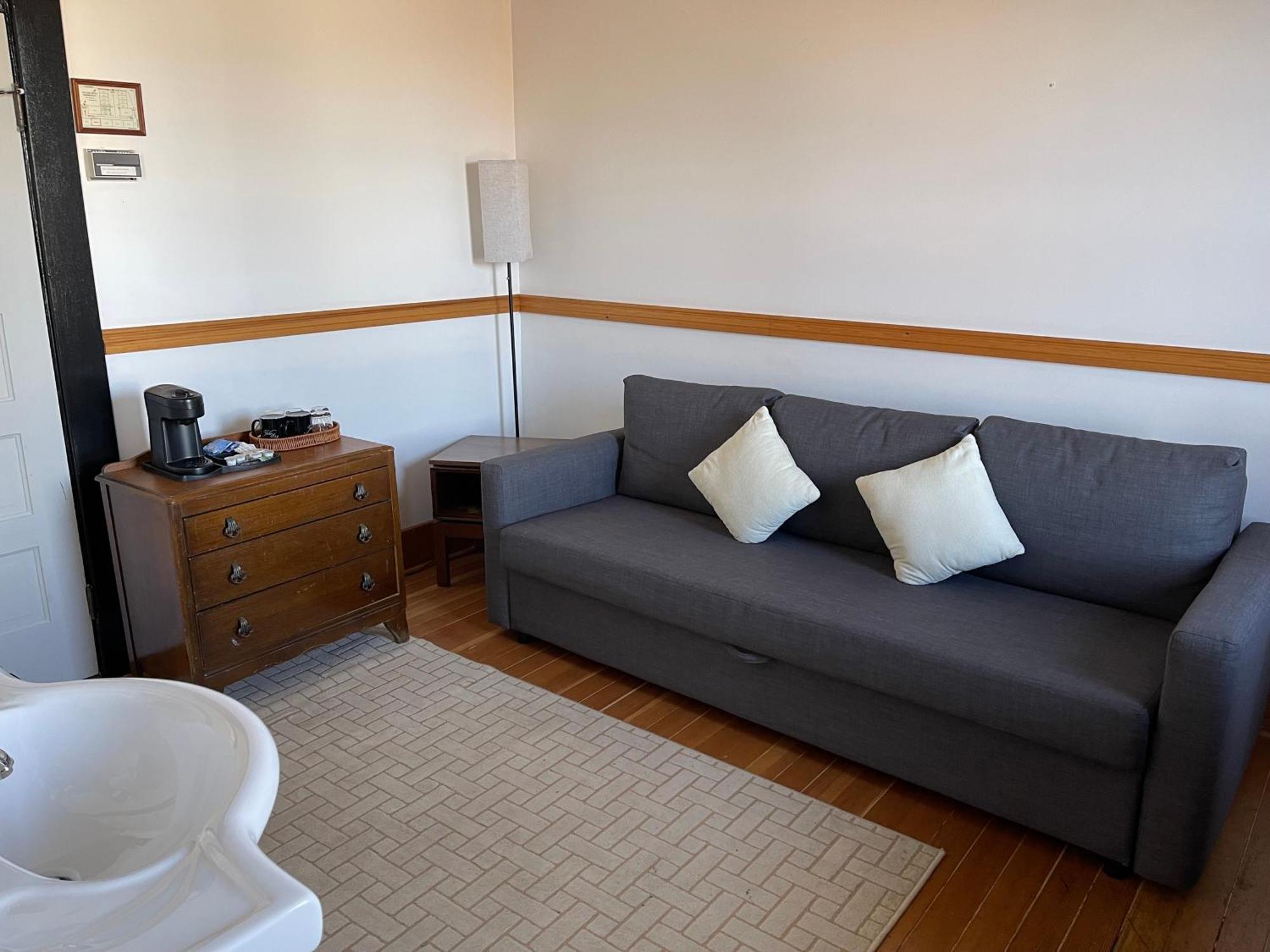 Royal Hotel Chilliwack Dış mekan fotoğraf