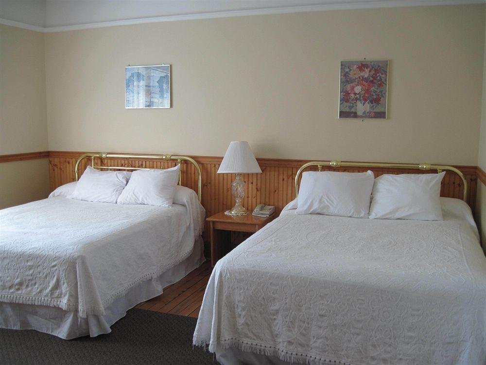 Royal Hotel Chilliwack Dış mekan fotoğraf