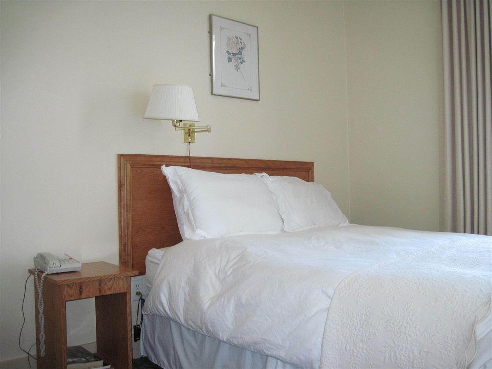 Royal Hotel Chilliwack Dış mekan fotoğraf