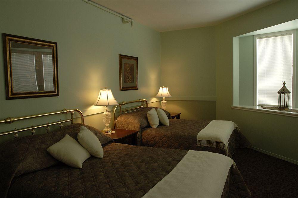 Royal Hotel Chilliwack Dış mekan fotoğraf