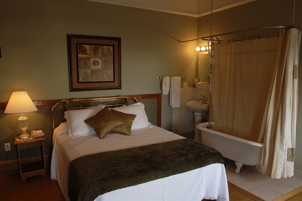 Royal Hotel Chilliwack Dış mekan fotoğraf