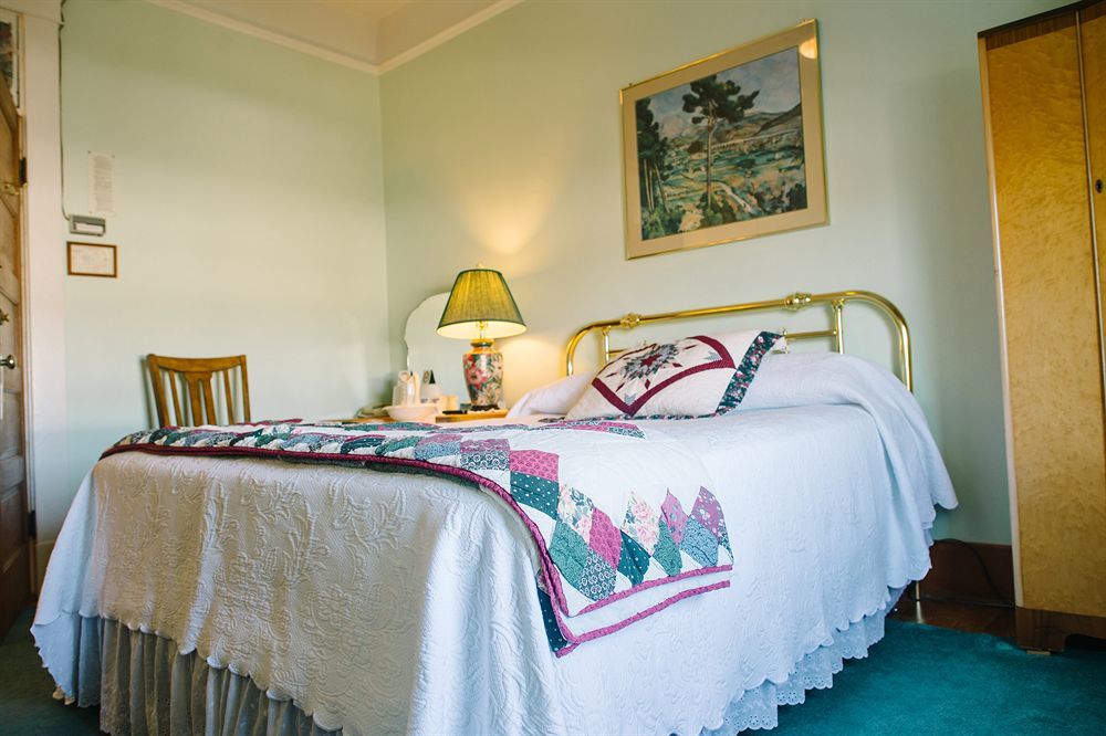 Royal Hotel Chilliwack Dış mekan fotoğraf
